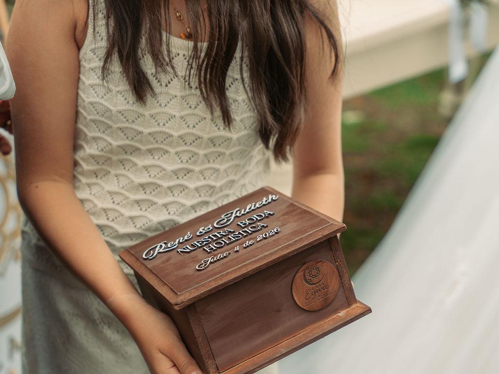Caja ceremonial personalizada Casa Eywa